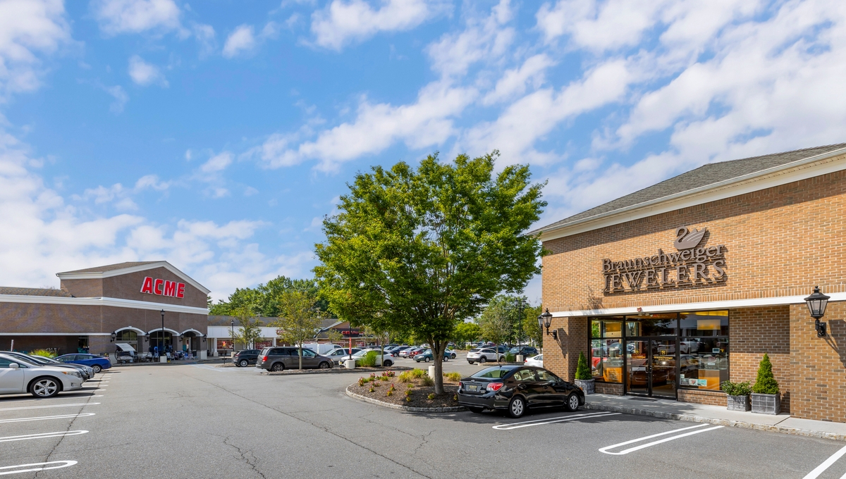 South Pass Village, New Providence, NJ 07974 – Retail Space | Regency ...