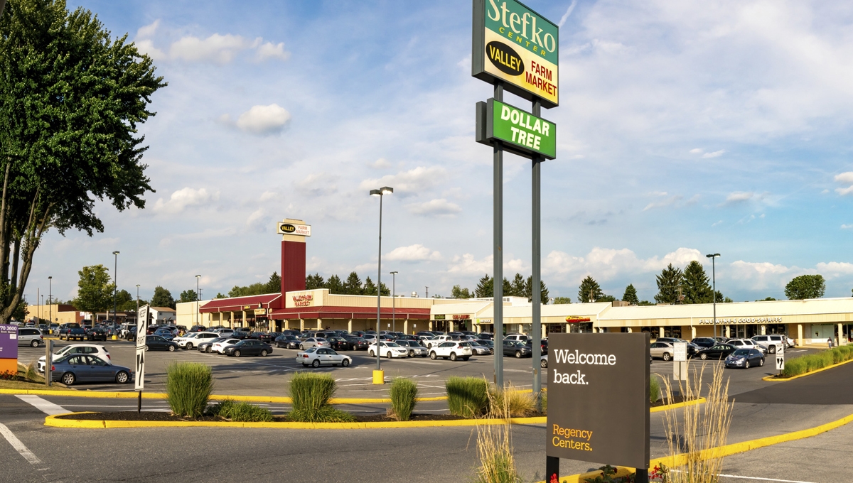 Stefko Blvd Shopping Center, Bethlehem, PA 18017 – Retail Space