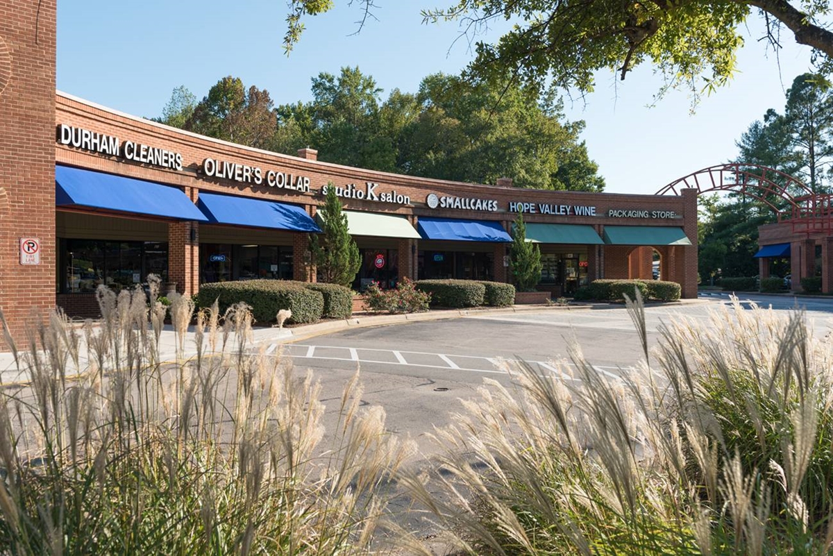 Woodcroft Shopping Center, Durham, NC 27707 - Retail Space | Regency Centers