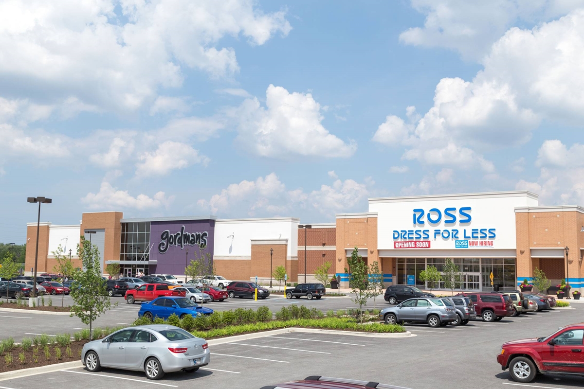 Shops on Main, Schererville, IN 46375 – Retail Space | Regency Centers