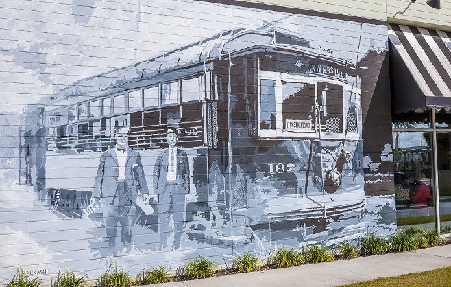 Streetcar Mural at Brooklyn Station on Riverside